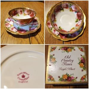 "Old Country Rose" pattern China Bowl/Saucer